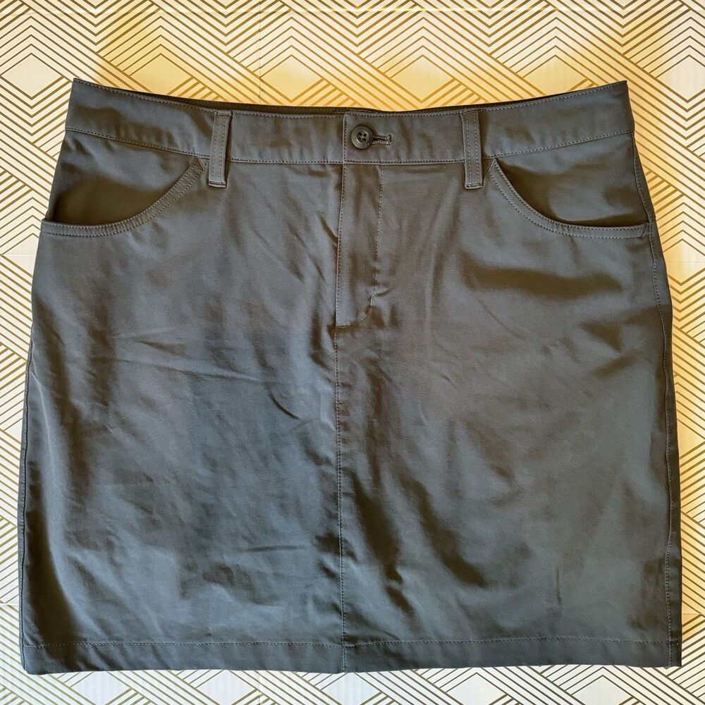 Eddie Bauer‎ Adventurer 2.0 Skirt Skort Women's Hiking Camping Pockets Size 10